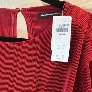 Abercrombie & Fitch Scarlet Textured Dress